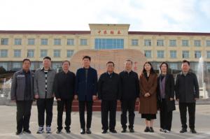 中國飼料工業(yè)協(xié)會(huì)常務(wù)副會(huì)長兼秘書長王宗禮帶隊(duì)蒞臨中農(nóng)穎泰參觀指導(dǎo)